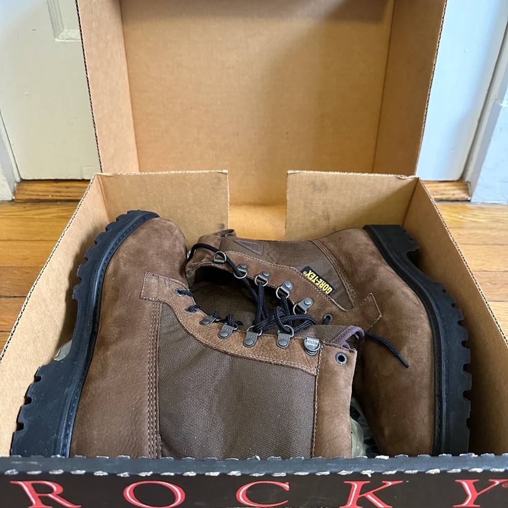 NWOT Rocky Men's Waterproof Boots (Brown, 10W) - Picture 10 of 11